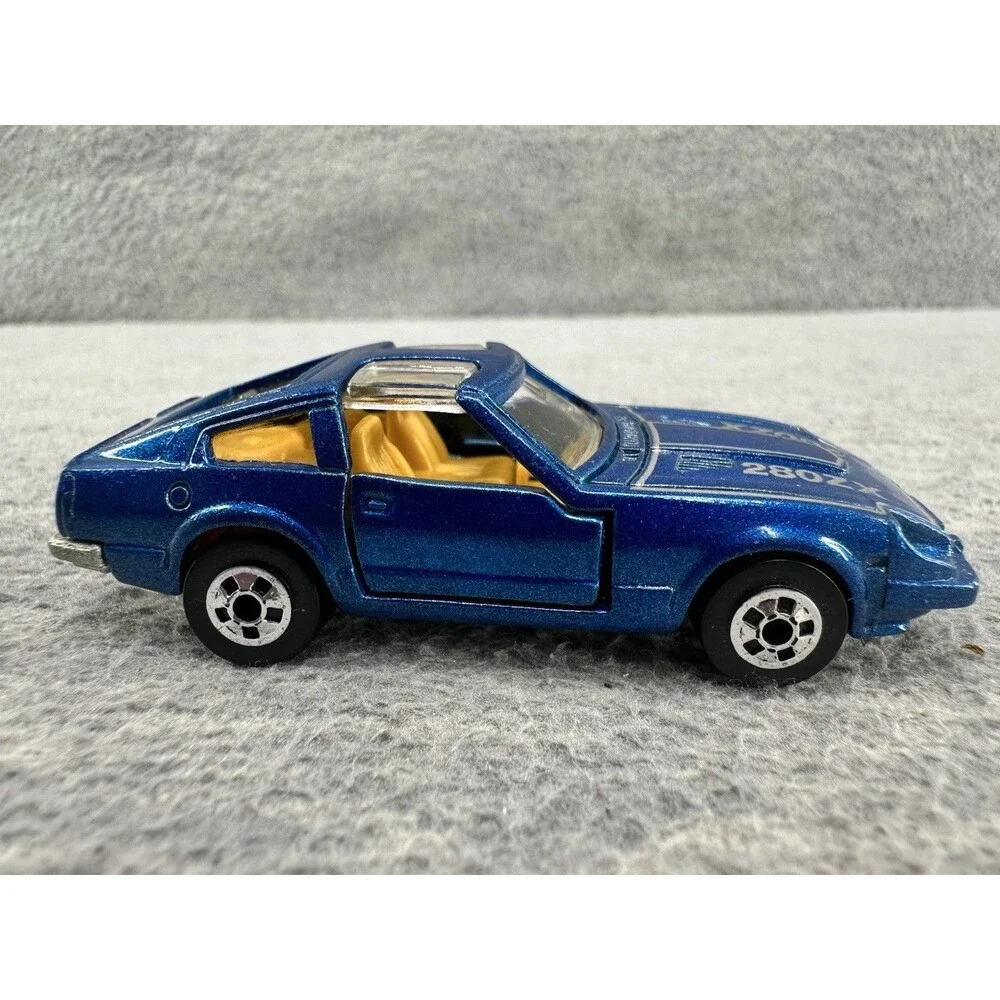 ROAD CHAMPS Die Cast #44 Datsun 280zx 82 Blue Car T5